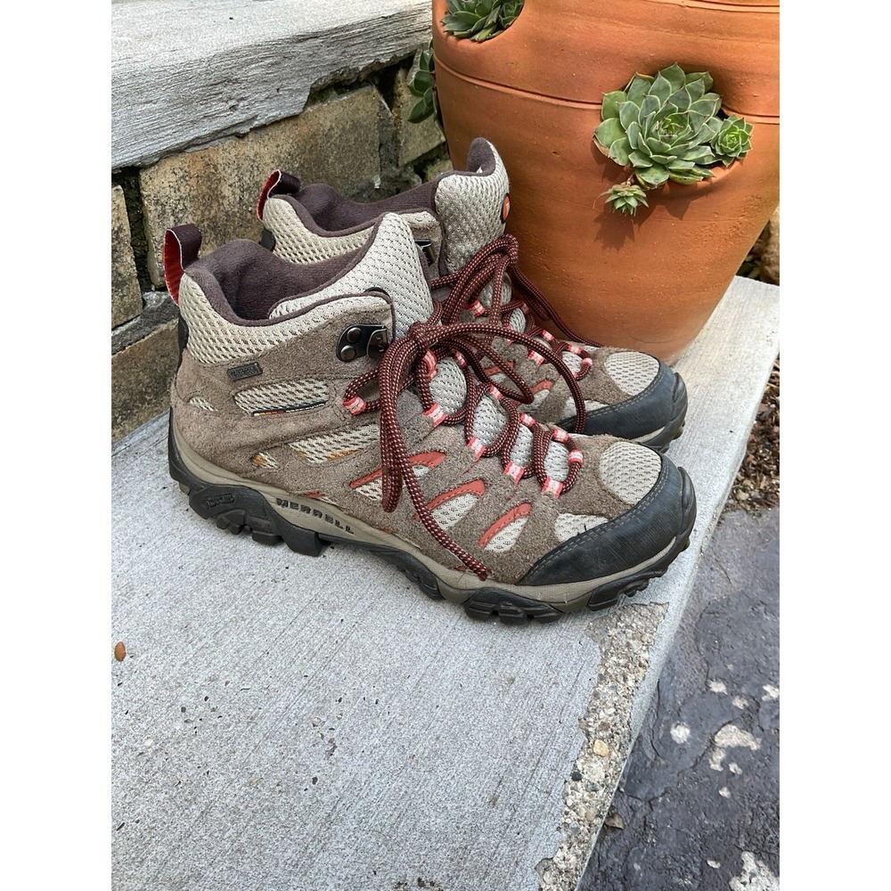 Merrell "Moab 3 WP" Women's Waterproof Stability Hiking & Work Shoe 7.5